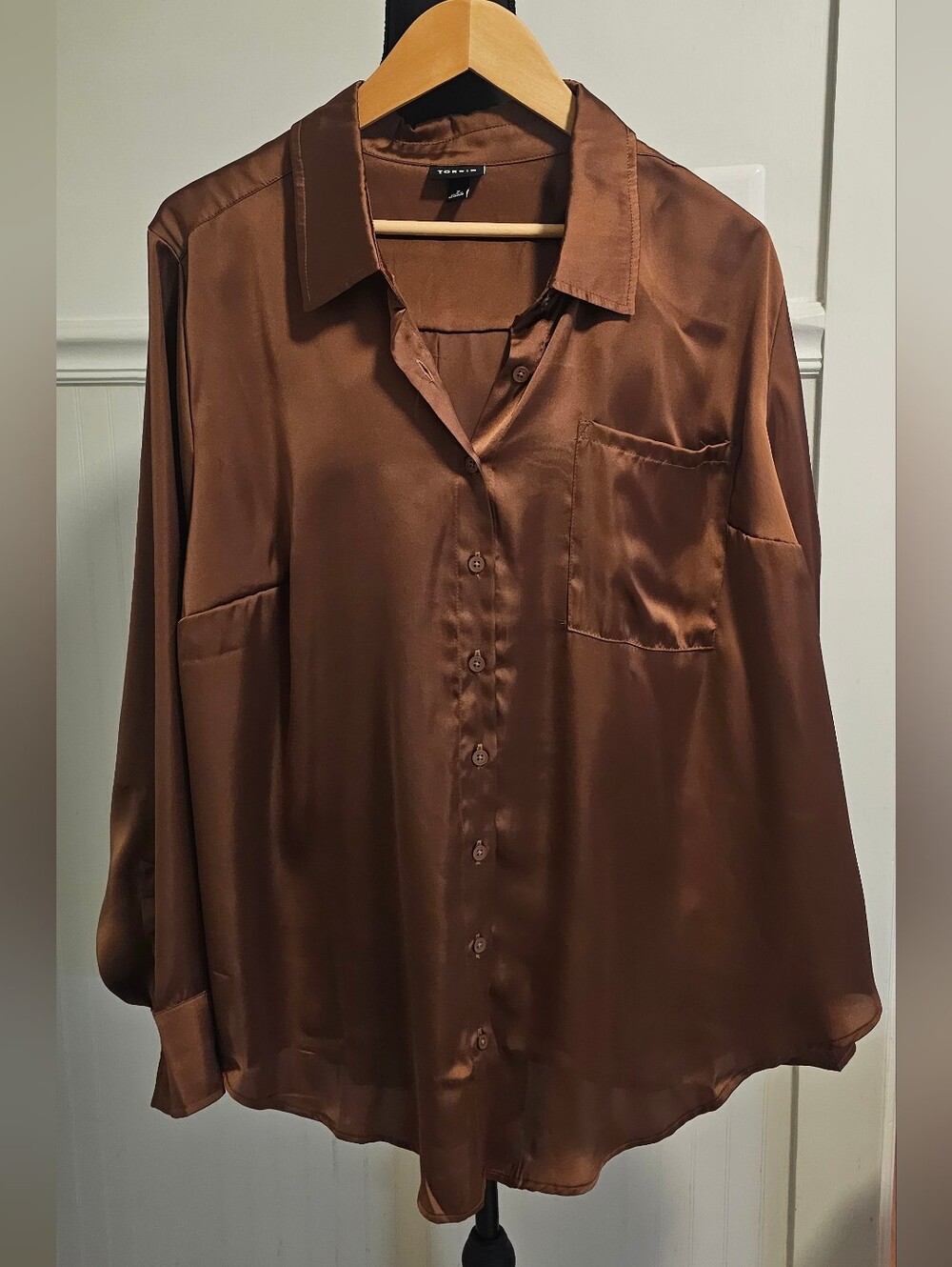 Torrid Satin Brown Button-Down Shirt 2X NWOT